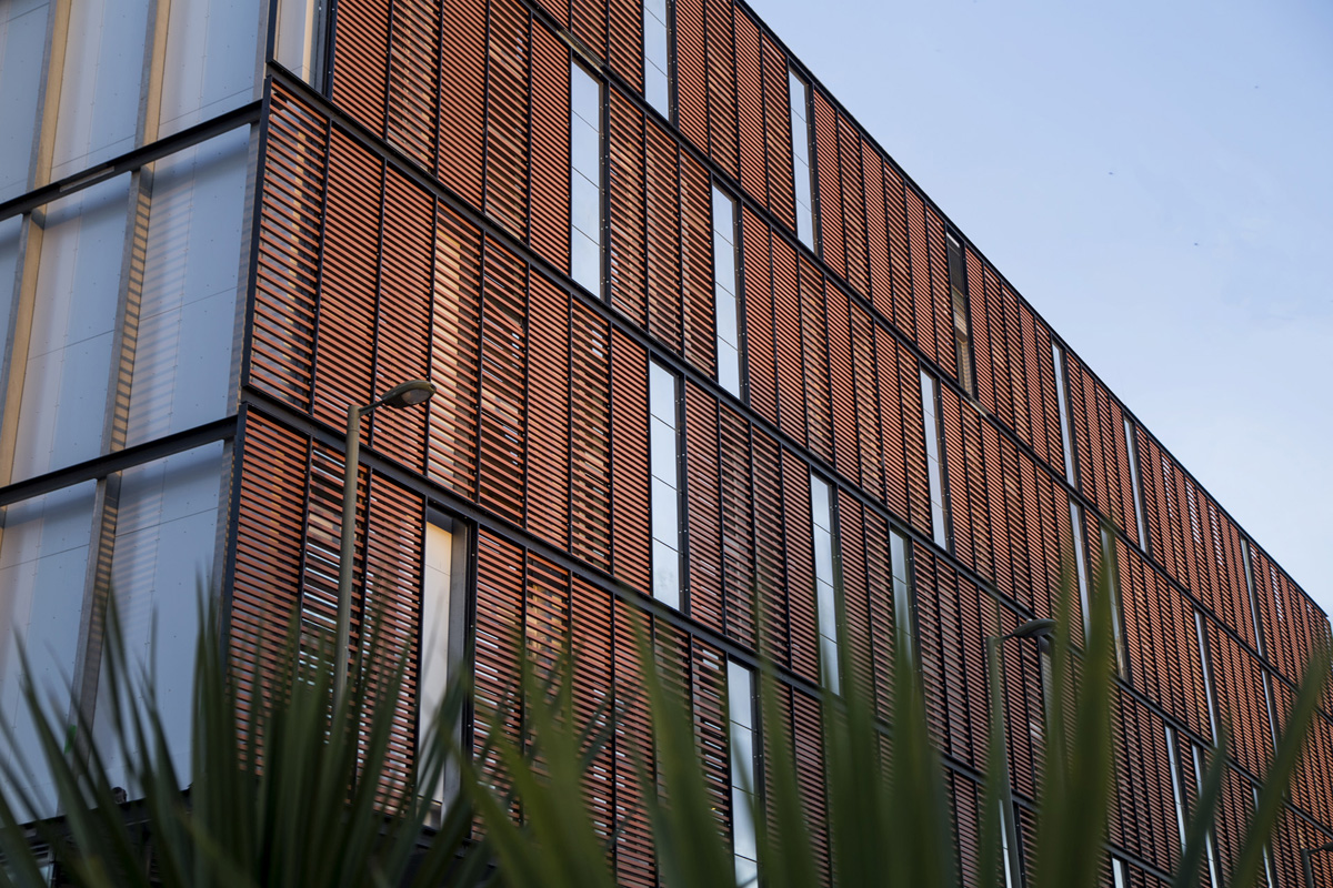 Colindale02